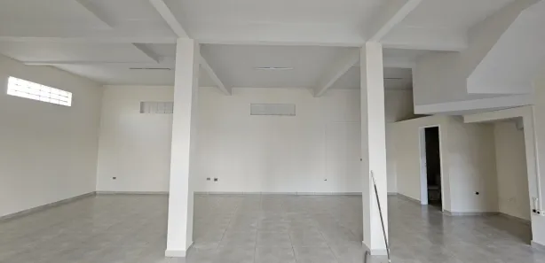 Loja / Salão / Ponto Comercial para alugar, 100m² no Jardim São Pedro, Apucarana