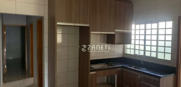 Casa com 2 Quartos para alugar, 70m² no Jardim Barcelona, Londrina