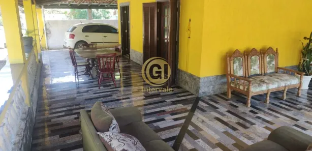 Fazenda / Sítio / Chácara com 3 Quartos à venda, 1500m² no Piracangaguá, Taubaté