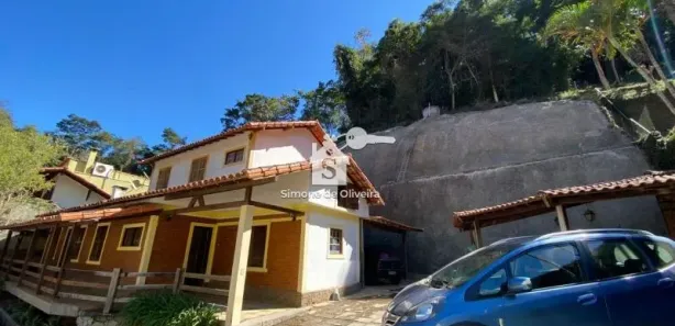 Casa com 4 Quartos à venda, 136m² no Itaipava, Petrópolis