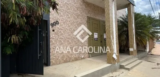 Loja / Salão / Ponto Comercial à venda, 648m² no Major Prates, Montes Claros