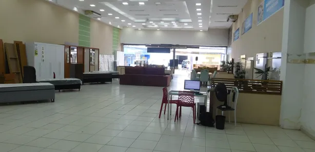 Prédio Inteiro para alugar, 840m² no Centro, Nilópolis
