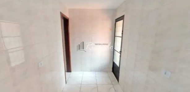Casa com 3 Quartos para alugar, 100m² no Parque Siomara, Arapongas