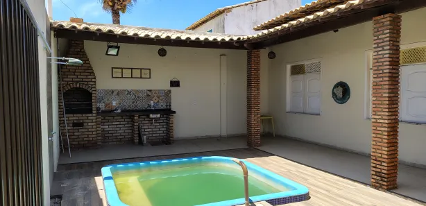 Casa com 3 Quartos para alugar, 180m² no , Estância