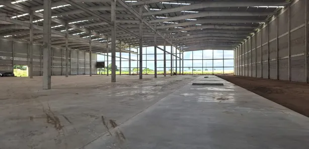 Galpão / Depósito / Armazém com 4 Quartos para alugar, 6000m² no Centro, Bayeux