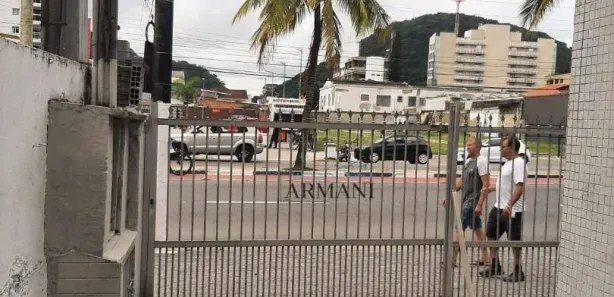 Prédio Inteiro para alugar, 193m² no Pitangueiras, Guarujá