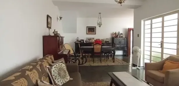 Casa com 6 Quartos à venda, 300m² no Centro, Guaratinguetá