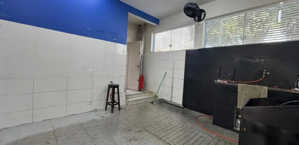 Prédio Inteiro para alugar, 289m² no Vila Industrial, Araçatuba