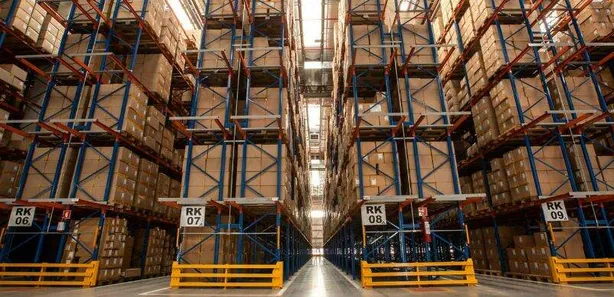 Galpão / Depósito / Armazém para alugar, 45500m² no Pataxós, Embu das Artes