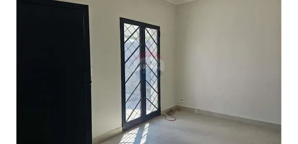 Conjunto Comercial / Sala com 3 Quartos para alugar, 169m² no Centro, Vinhedo