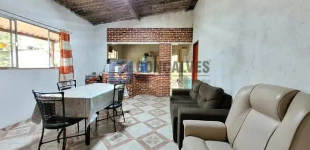 Fazenda / Sítio / Chácara com 3 Quartos à venda, 450m² no Pouso Alegre, Ribeirão Pires