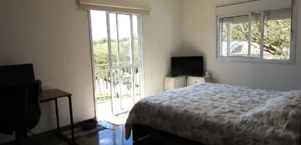 Casa de Condomínio com 3 Quartos à venda, 140m² no Jardim Rene, São Roque