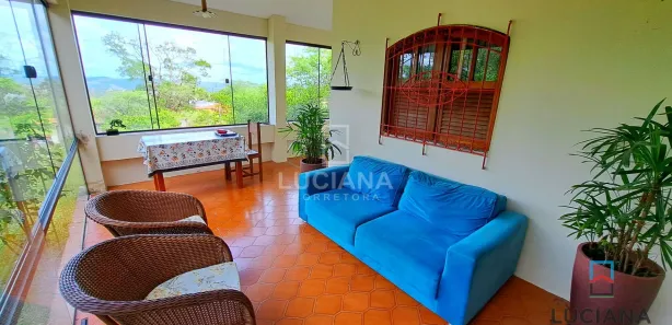 Fazenda / Sítio / Chácara com 5 Quartos à venda, 300m² no Alpes Suiços, Gravatá
