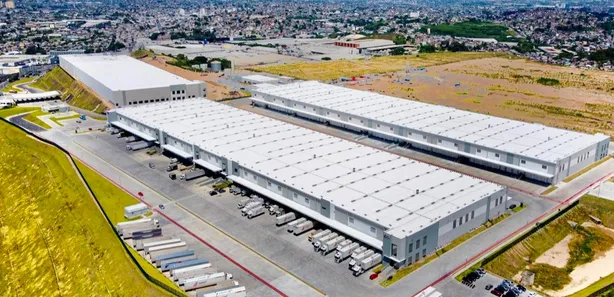 Galpão / Depósito / Armazém para alugar, 10608m² no Parque Analândia, São João de Meriti