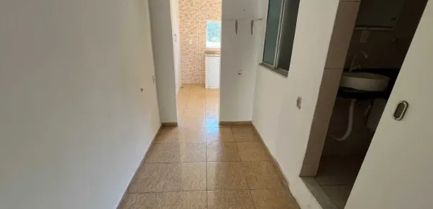 Casa com 2 Quartos para venda ou aluguel, 100m² no Vila Emil, Mesquita