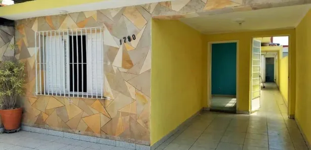 Casa Comercial com 2 Quartos para alugar, 70m² no Centro, Suzano