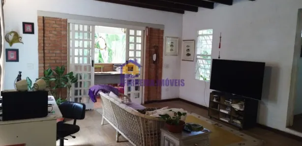 Fazenda / Sítio / Chácara com 3 Quartos à venda, 200m² no Curral, Ibiúna