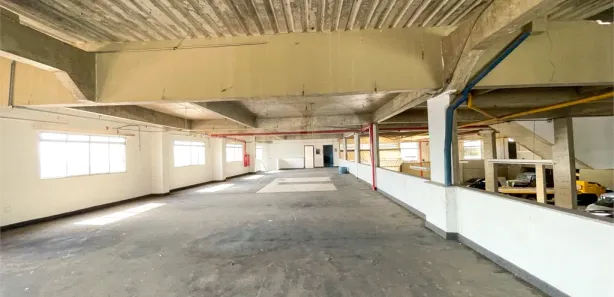 Galpão / Depósito / Armazém para alugar, 1396m² no Jardim Flórida, Barueri