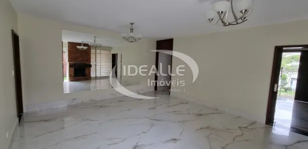 Casa com 4 Quartos para alugar, 307m² no Jardim Social, Curitiba