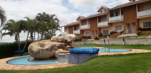 Casa de Condomínio com 3 Quartos à venda, 140m² no Placidolândia, Serra Negra