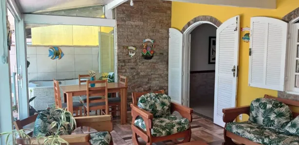 Casa com 3 Quartos para alugar, 260m² no Praia do Foguete, Cabo Frio