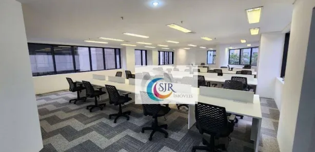 Conjunto Comercial / Sala para alugar, 223m² no Cidade Monções, São Paulo