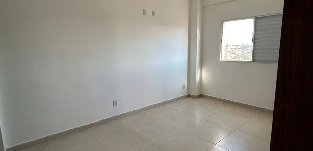 Apartamento com 2 Quartos para alugar, 90m² no Vila Nunes, Lorena