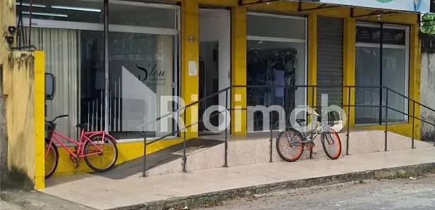 Loja / Salão / Ponto Comercial à venda, 216m² no Jardim Anhangá, Duque de Caxias
