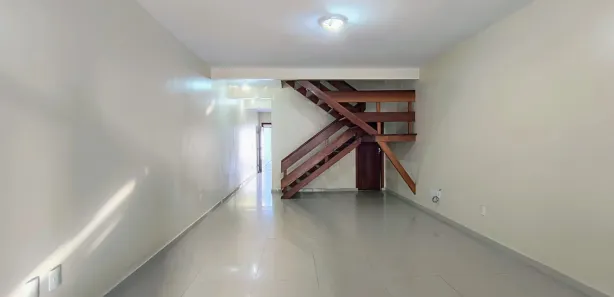Sobrado com 2 Quartos para alugar, 100m² no Nossa Senhora de Fátima, Itabuna