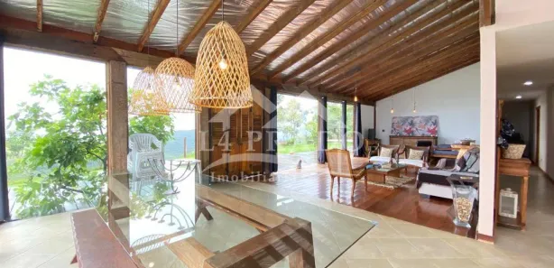 Casa com 3 Quartos à venda, 120m² no , Petrópolis