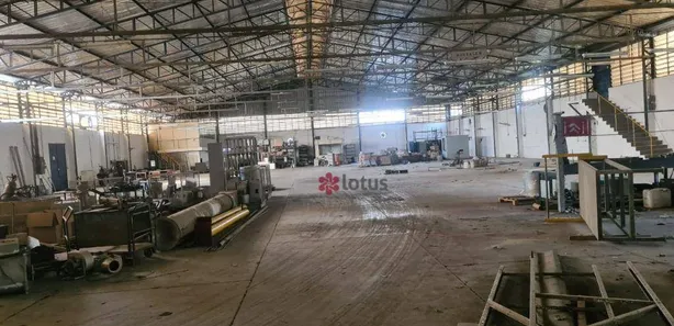 Galpão / Depósito / Armazém à venda, 2400m² no Chácara do Solar I (Fazendinha), Santana de Parnaíba