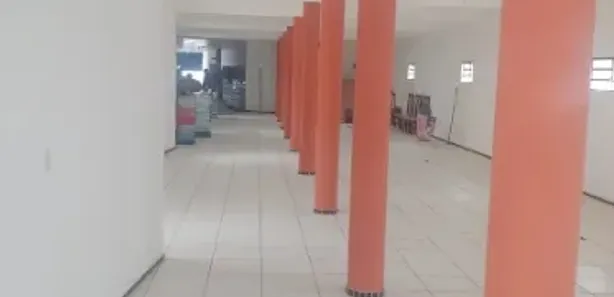 Prédio Inteiro com 32 Quartos para venda ou aluguel, 1400m² no Alto Brilhante, Tauá