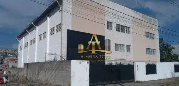 Galpão / Depósito / Armazém à venda, 750m² no Chácara do Solar I (Fazendinha), Santana de Parnaíba