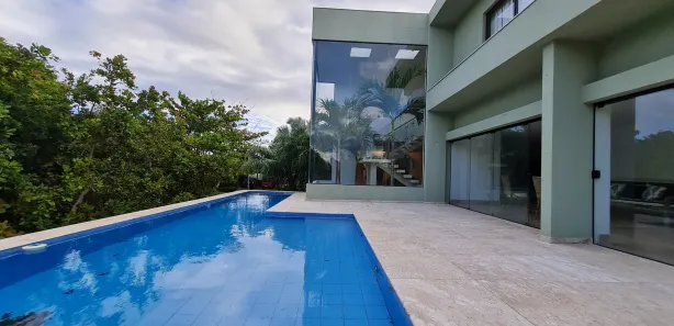 Casa de Condomínio com 4 Quartos para venda ou aluguel, 570m² no Busca Vida (Abrantes), Camaçari