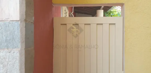 Loja / Salão / Ponto Comercial à venda, 250m² no , Serrana