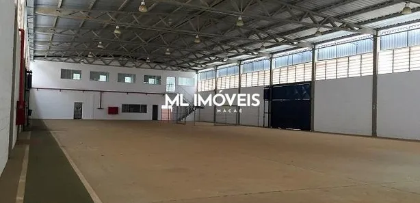 Galpão / Depósito / Armazém à venda, 1335m² no Imboassica, Macaé