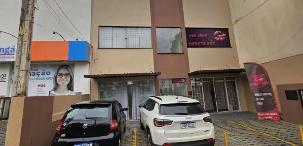 Loja / Salão / Ponto Comercial com 1 Quarto para alugar, 50m² no Centro, Londrina
