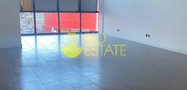 Conjunto Comercial / Sala para alugar, 47m² no Aterrado, Volta Redonda
