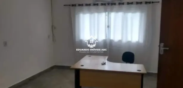 Galpão / Depósito / Armazém para alugar, 700m² no Vila Caraguata, Cubatão