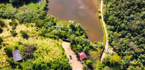 Fazenda / Sítio / Chácara com 3 Quartos à venda, 48000m² no Sao Lourenco, Juquitiba