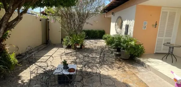 Casa com 4 Quartos à venda, 170m² no Jóquei, Teresina
