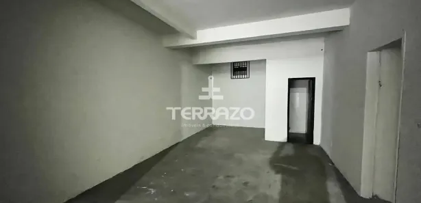 Loja / Salão / Ponto Comercial para alugar, 100m² no São João, Volta Redonda
