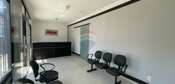 Loja / Salão / Ponto Comercial à venda, 247m² no Lagoa Nova, Natal
