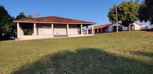Fazenda / Sítio / Chácara com 3 Quartos à venda, 150m² no , Alambari