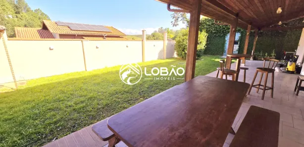 Casa de Condomínio com 3 Quartos para alugar, 250m² no Mirante das Agulhas, Resende