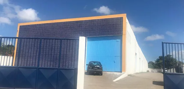 Galpão / Depósito / Armazém à venda, 2200m² no Industrial, Camaçari