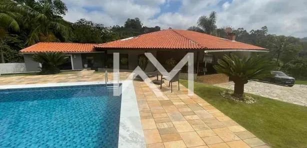 Fazenda / Sítio / Chácara com 4 Quartos à venda, 450m² no Arujá Country Club, Arujá