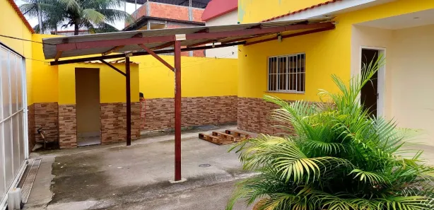 Casa com 3 Quartos à venda, 300m² no Comendador Soares, Nova Iguaçu