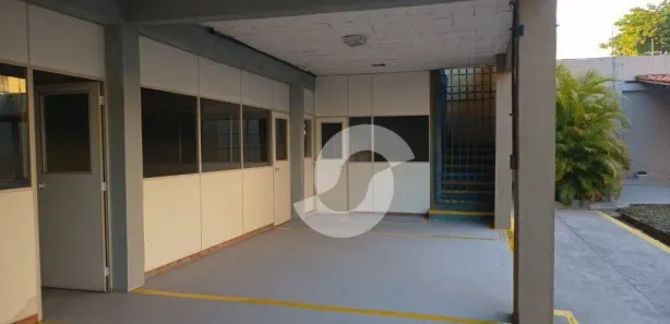 Galpão / Depósito / Armazém para alugar, 720m² no Piratininga, Niterói