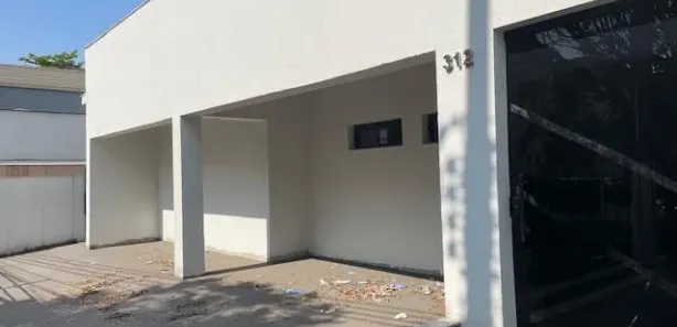 Loja / Salão / Ponto Comercial à venda, 370m² no Aterrado, Volta Redonda